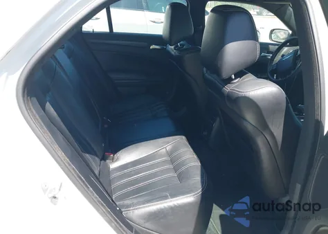 2013 Chrysler 300 300S from USA, damaged, VIN 2C3CCABG3DH682737